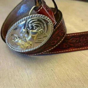 Nocona tooled belt with buckle